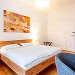 Pension Goldenes Schiff